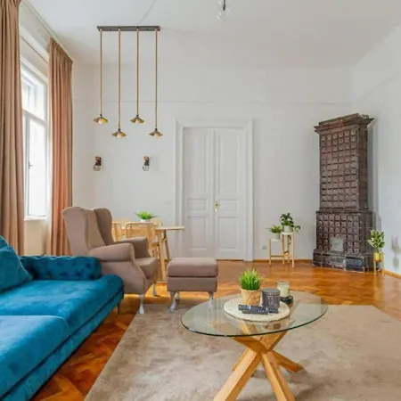 Luxury By The Famous Vaci Street
